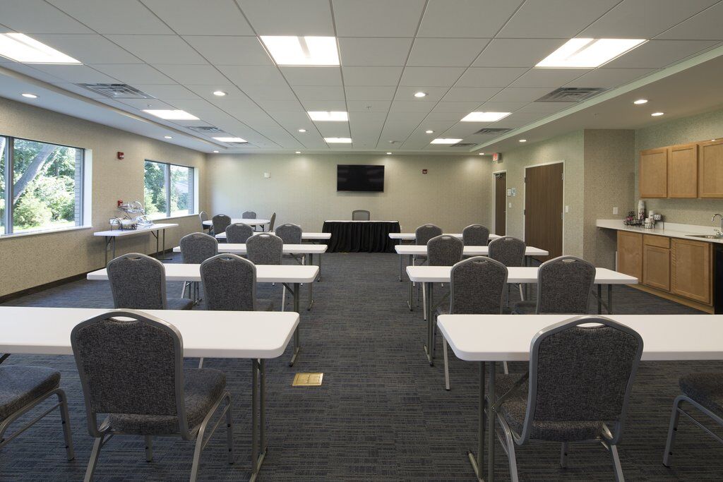 Holiday Inn Express & Suites - Portage By Ihg Exterior foto