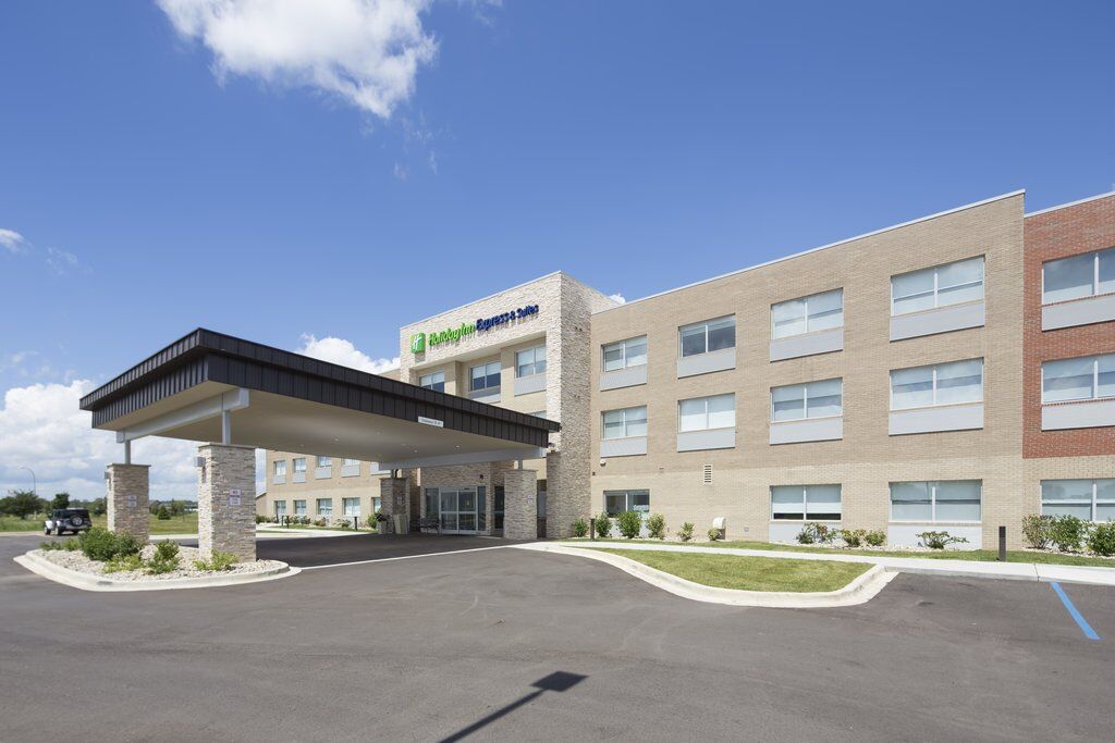 Holiday Inn Express & Suites - Portage By Ihg Exterior foto